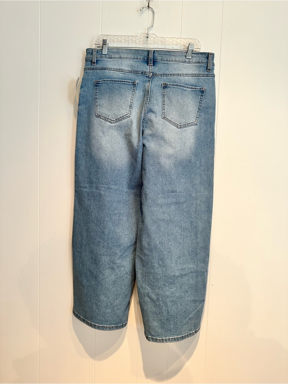 Time and Tru Crop Wide Leg Jeans Light Wash High Rise Size 10 NWT - Picture 9 of 10